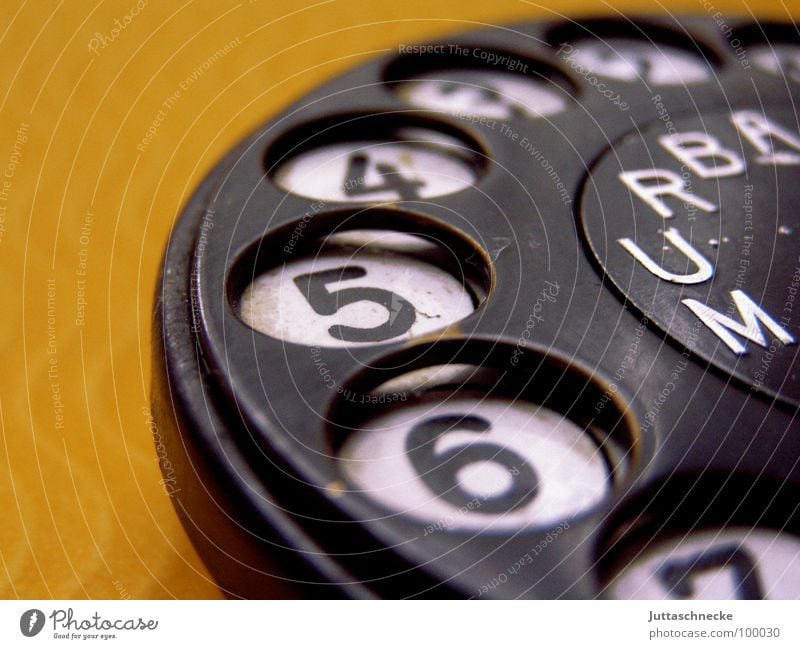 Erinnert ihr euch noch? Wählscheibe Telefon Ziffern & Zahlen gelb schwarz Haushalt Kommunizieren Juttaschnecke