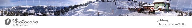 Alpenpanorama im Winter Bergkette Panorama (Aussicht) Skier Gipfel kalt Österreich Bundesland Tirol Berge u. Gebirge Schnee Skipiste alps snow Fahrstuhl runs