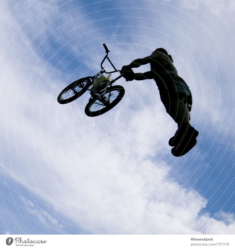 ET's Drahtesel Luft Luftikus Flugzeug frei Gegenwind springen fallen Ferne Unendlichkeit Sprungbrett Karriere atmen Beginn Durchstarter Fahrrad Freestyle