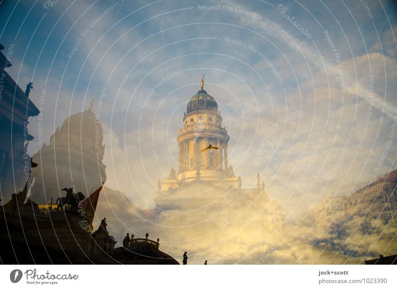 1200m Mitte Sehenswürdigkeit Wolken Gendarmenmarkt historisch Inspiration Surrealismus Doppelbelichtung Lichtspiel Kondensstreifen Vogelflug