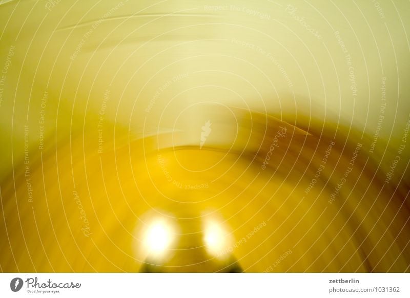 Unentschlossen Unschärfe Bewegung Dynamik Drehung rotieren Schwung Bogen Halbkreis drehen Hintergrundbild abstrakt gelb Sonne Holz Häusliches Leben Wohnung Raum