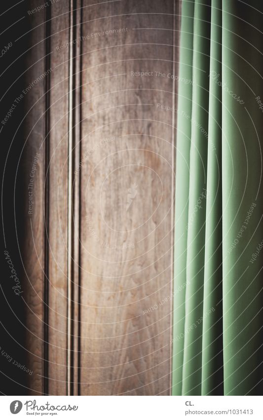vorhang Häusliches Leben Innenarchitektur Dekoration & Verzierung Vorhang Stoff Falte Faltenwurf Holzwand braun grün Farbfoto Innenaufnahme abstrakt