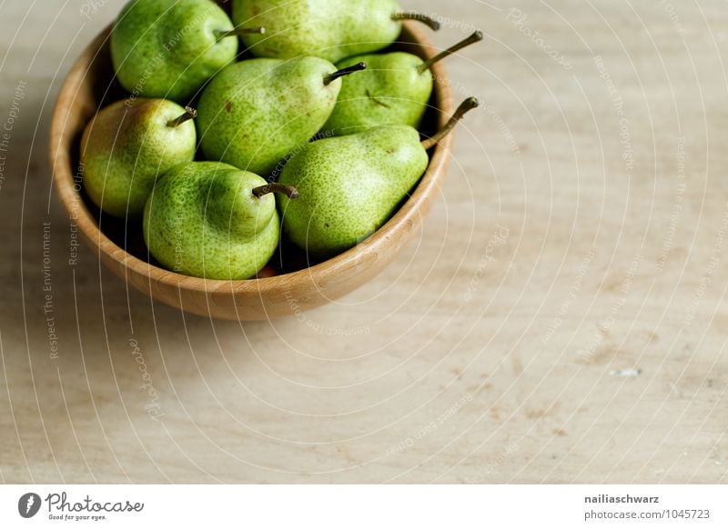 Pears Lebensmittel Frucht Birne Bioprodukte Vegetarische Ernährung Diät Fasten Schalen & Schüsseln Holz Duft authentisch frisch Gesundheit natürlich saftig