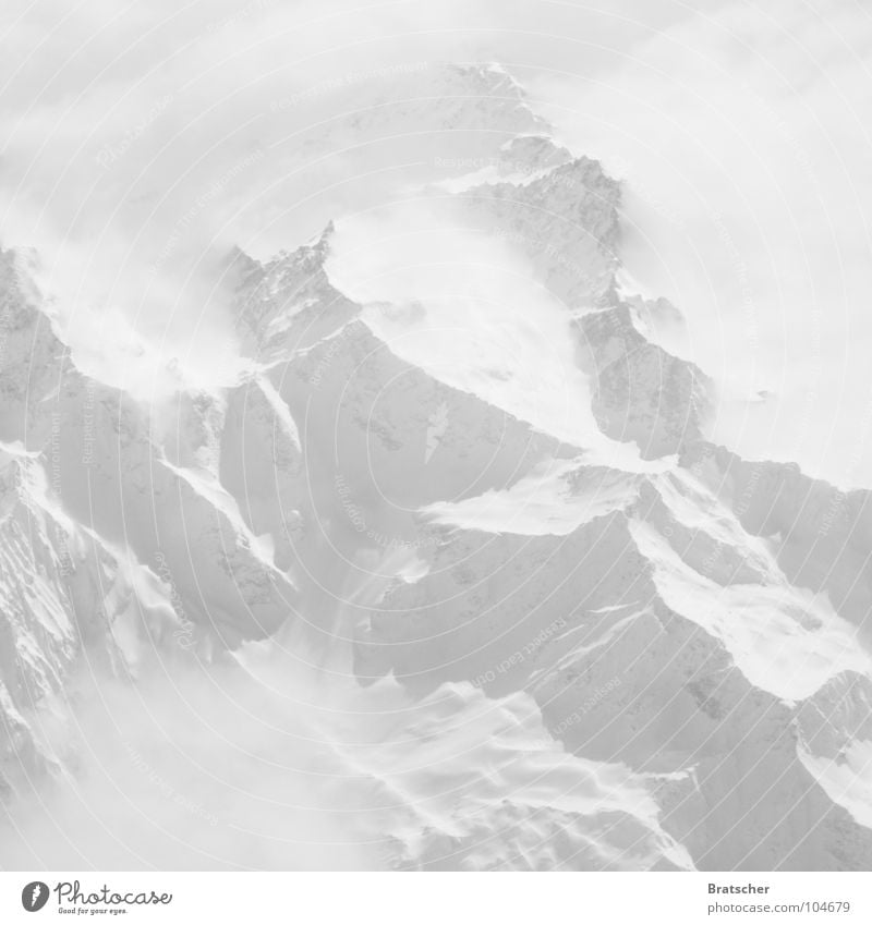Yeti gesucht. weiß Nebel Wolken Flugzeug geheimnisvoll Bergkette China Winter Berge u. Gebirge Bergsteigen Himalaya hoch Luftverkehr überfliegen Überflieger