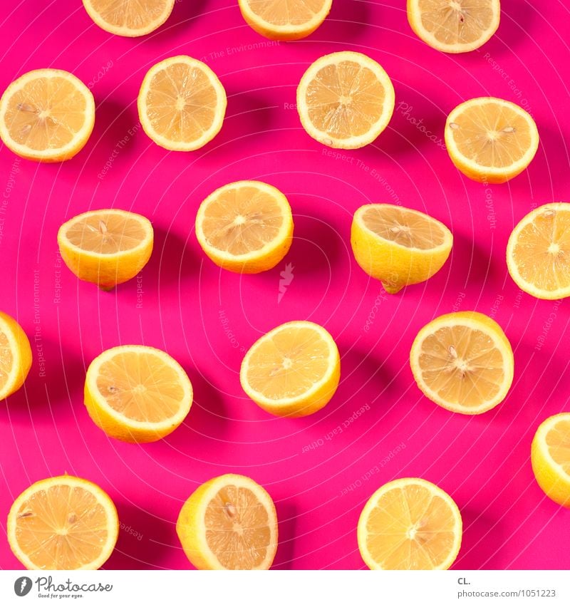 warum die zitronen sauer wurden Lebensmittel Frucht Zitrone Zitronensaft Ernährung Essen Gesundheit Gesunde Ernährung Fröhlichkeit gelb rosa ästhetisch Farbe