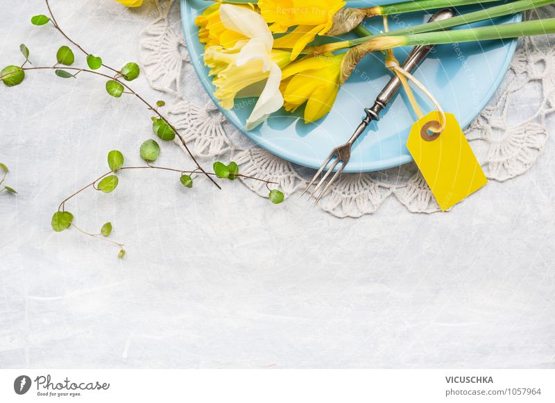 Teller mit Frühlingsblumen, Gabel und Karte Ernährung Besteck Stil Design Sommer Tisch Küche Feste & Feiern Valentinstag Muttertag Ostern Geburtstag Blume
