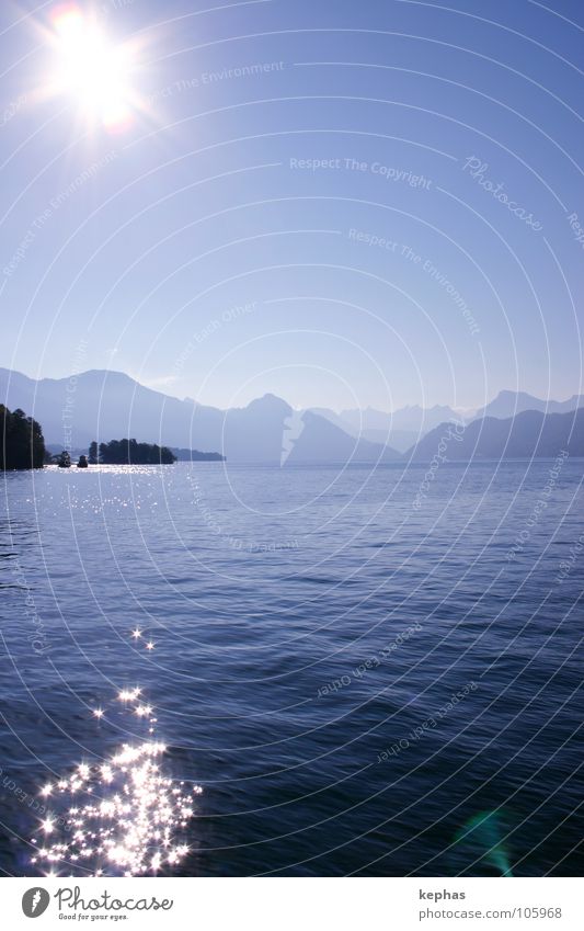 Stars without stripes See Reflexion & Spiegelung Vierwaldstätter See Luzern Schweiz Wasserfahrzeug Panorama (Aussicht) Berge u. Gebirge blau Sonne