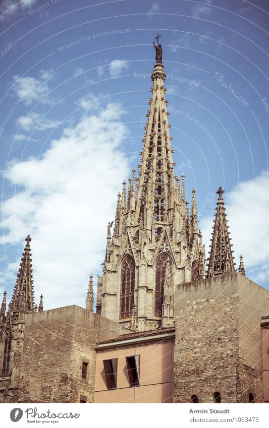 Kathedrale des heiligen Kreuzes, Barcelona Ferien & Urlaub & Reisen Tourismus Himmel Sommer Schönes Wetter Stadt Stadtzentrum Altstadt Menschenleer Kirche Dom