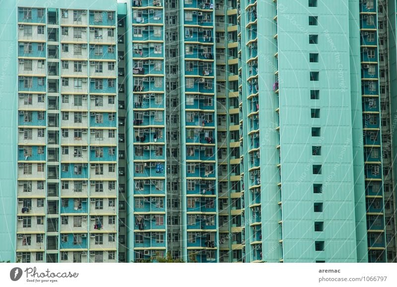 Individuelles wohnen Hong Kong Hongkong Asien Stadt Stadtzentrum bevölkert Haus Hochhaus Architektur Balkon Fenster Häusliches Leben blau Einsamkeit einzigartig