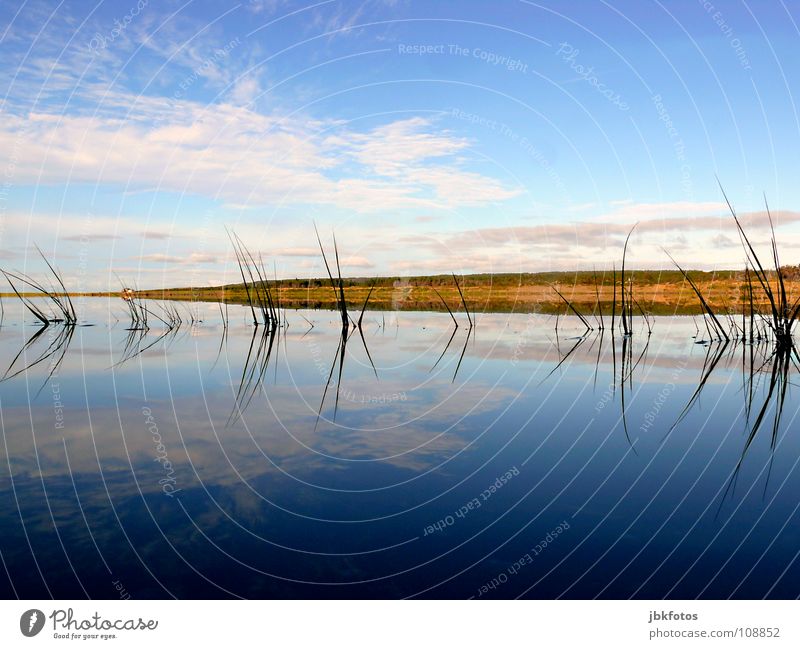 ~~Spiegelungen~~ Highlands Kanada Nova Scotia Herbst Indian Summer Farbe Farbstoff Landschaft Reflexion & Spiegelung Wasser Atlantik blau weiß grün rot Wolken