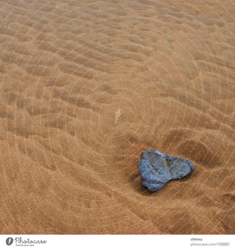 Einprägsam Strand Meer Wellen Ebbe Gezeiten weich hart Küste Stein Sand Flut Tidenhub Strukturen & Formen uneben untergehen einsinken