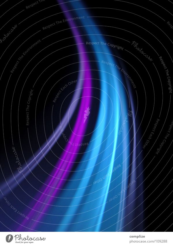 lightwaves 11 Streifen Licht zart parallel elektronisch Lichtschlauch Schlauch schwarz virtuell online violett grün Unschärfe Langzeitbelichtung Belichtung