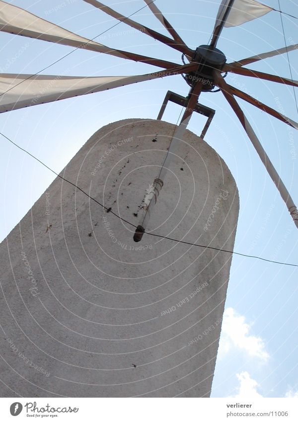 missing don quijote 01 südländisch Windmühle Froschperspektive historisch Ausschnittsphotografie