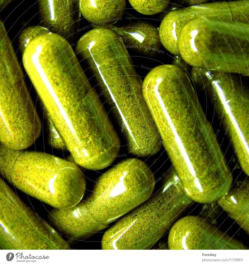 ::: Guten Appetit! ::: Pharmazie Medikament Tablette Zwang Rauschmittel Vitamin Kopfschmerzen Dinge Winter Gesundheitswesen Tisch grün mehrere Hintergrundbild