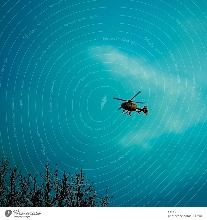 Helikopter Hubschrauber Luft fliegen Luftverkehr Himmel fliegend rotieren Güterverkehr & Logistik Personenverkehr Tragfläche Tiefflieger Rettungshubschrauber