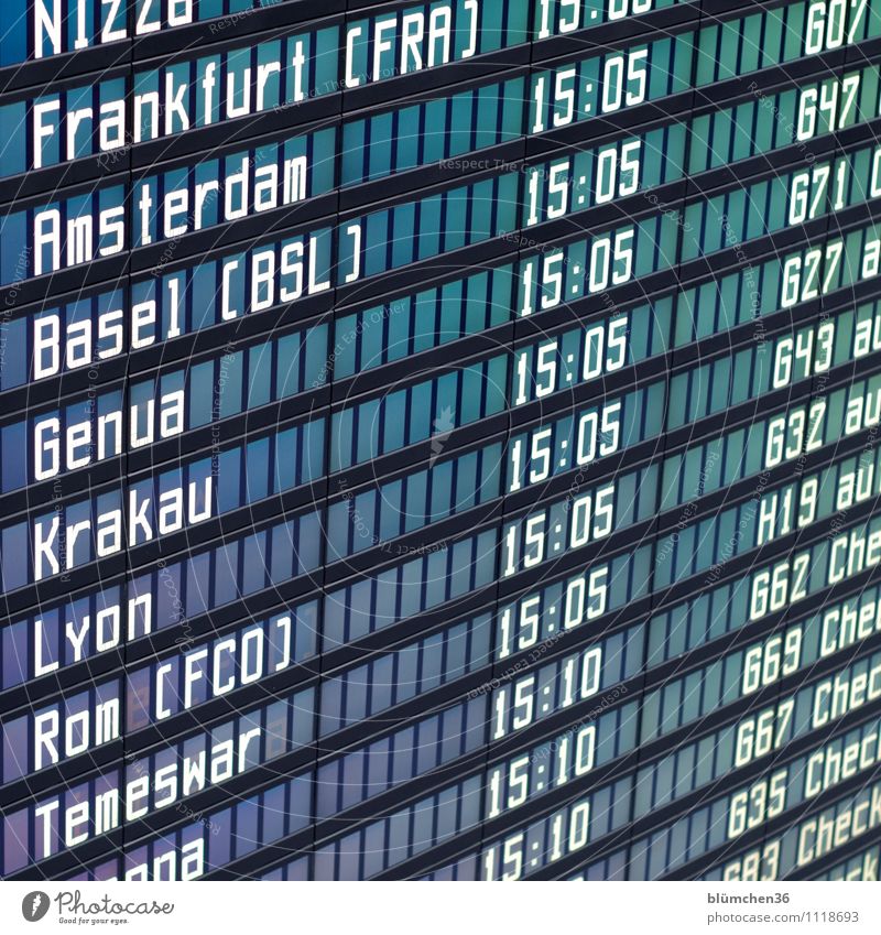 geometrisch | parallel Luftverkehr Flughafen Abflughalle Business Flugplan Ankunft Information Pünktlichkeit Orientierung planmäßig Zeitplanung Anzeige