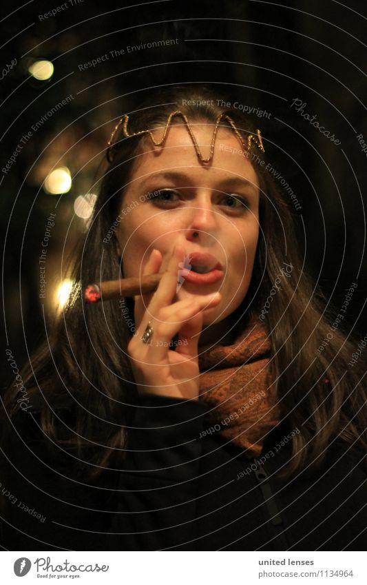FF# Smoking Hot Kunst Abenteuer ästhetisch Tabakwaren Rauchen rauchend Zigarre Kuba Kubaner Feste & Feiern Schal Frau Frauengesicht verwegen Abend Hand Ring