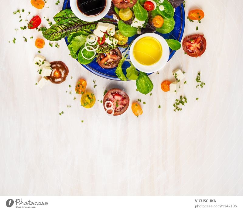 Bunte Sommersalat Lebensmittel Milcherzeugnisse Gemüse Salat Salatbeilage Kräuter & Gewürze Öl Ernährung Mittagessen Bioprodukte Vegetarische Ernährung Diät