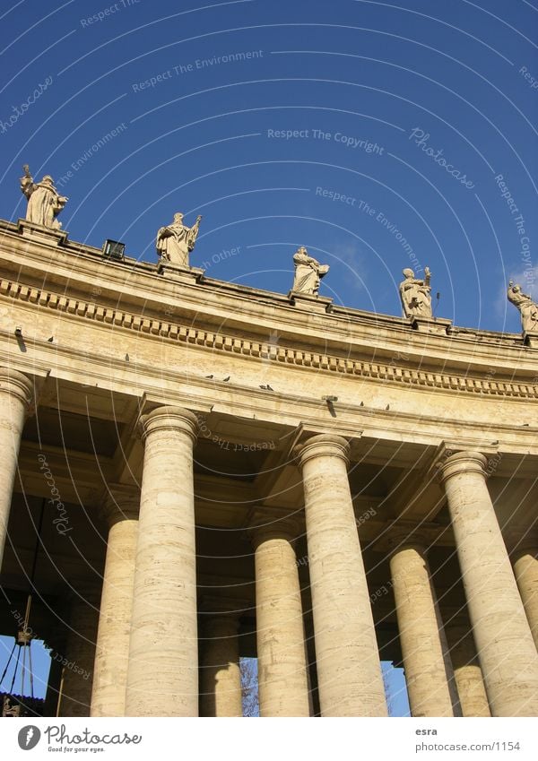 Vatikan historisch Gebäude Rom Italien Statue Froschperspektive antik Religion & Glaube Ferien & Urlaub & Reisen Architektur Säule Himmel blau