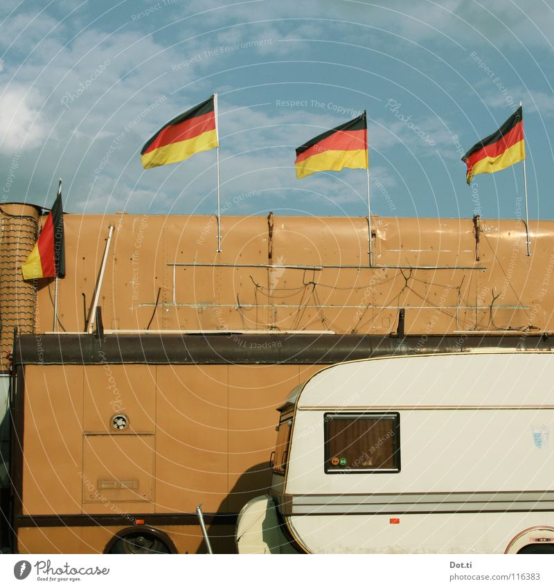 Wirtschaftsstandort Rheinwiese Ferien & Urlaub & Reisen Camping Häusliches Leben Kabel Veranstaltung Fenster Wohnwagen Fahne beweglich bescheiden Mobilität