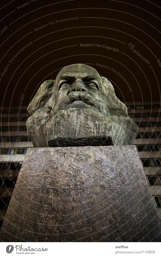 KARL RANSEIER Chemnitz Kopf Statue Denkmal Wahrzeichen Kunst Kommunismus Marktwirtschaft Philosophie schwarz grau links Sozialismus Kapitalismus Arbeiter