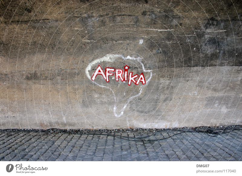 Afrika Leben Ferien & Urlaub & Reisen Tourismus Sommer Sommerurlaub Kunst Künstler Maler Kunstwerk Gemälde Kultur Subkultur Graffiti Armut grau rot Abenteuer