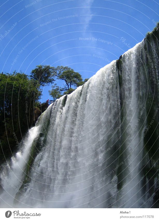 Zuerst ruhiges Wasser ... IV Strömung Berghang Brasilien Argentinien Kunst Wassermassen Pflanze Gewässer Tourismus Baum Wolken Horizont Wassertropfen Tourist