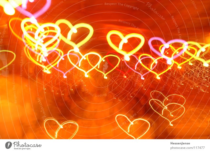 Lichteffekte 1 Zuneigung rot Freude Liebe Langzeitbelichtung Herz Farbe Unschärfe Gefühle Bewegung