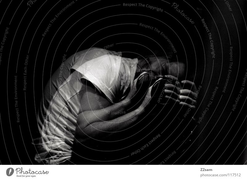 sillium Fotograf Fotografieren Mann durchsichtig Langzeitbelichtung Belichtung maskulin Spiegel Selbstportrait Verschiebung durcheinander schwarz dunkel drehen