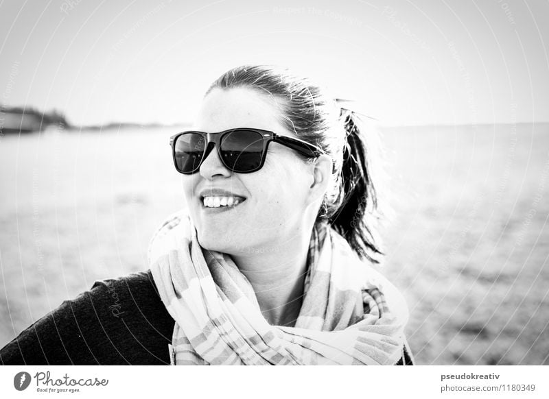 Portrait of Jenni Mensch feminin Frau Erwachsene Kopf Haare & Frisuren Gesicht Mund Lippen Zähne 1 18-30 Jahre Jugendliche Natur Landschaft Sonnenlicht