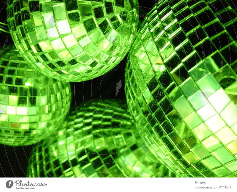tombys neon inspiration Neonlicht Dinge Licht obskur Disco grün discokiugel Party