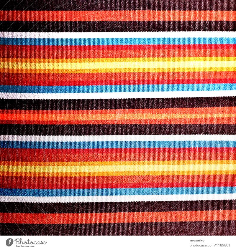 bunte Streifen auf Leinen Textil Design Sommer Mode Stoff Linie trendy retro weich Farbe Tradition Oberfläche Tischwäsche gewebt Stilrichtung Baumwolle