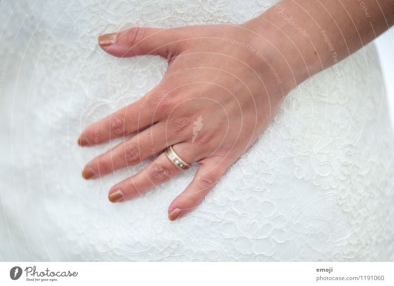 wedding Junge Frau Jugendliche Erwachsene Hand Finger 1 Mensch 18-30 Jahre Ring weiß Liebe Hochzeit Farbfoto Außenaufnahme Nahaufnahme Detailaufnahme Tag