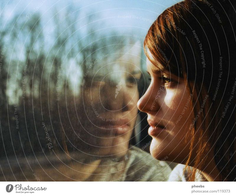 mein zweites ich Frau Fenster Reflexion & Spiegelung Baum Wiese Eisenbahn Silhouette Porträt Strahlung Profil Gesicht