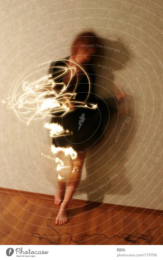 Magic sphere Distanzritt Feuer Brand The girl a spot in movement a shadow a penumbra a line