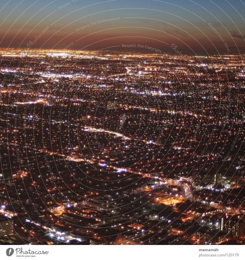 Toronto bei Nacht! Teil 5 Kanada Stadt dunkel Licht Straßenbeleuchtung Haus Hochhaus Sonnenuntergang Horizont Scheinwerfer CN Tower Fernsehturm