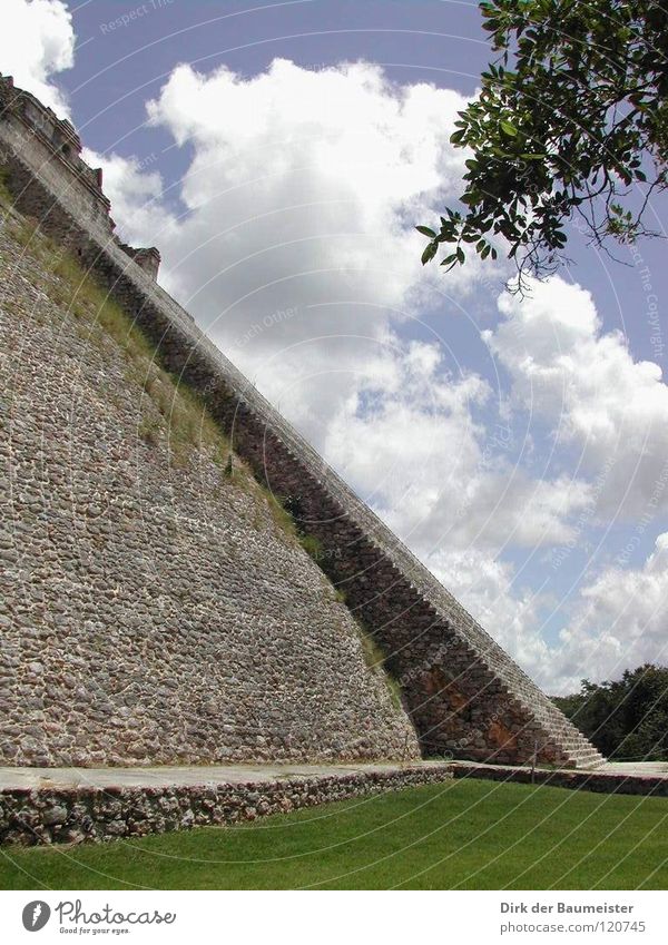 Pyramide des Zauberers Azteken Maya Tempel Götter Mexiko historisch Verehrung