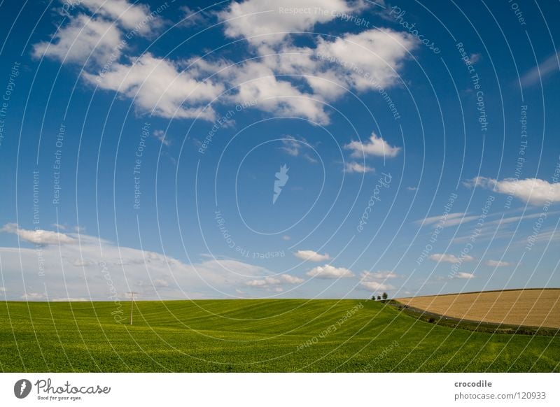 blue sky.... Wolken weiß Feld Landwirtschaft Panorama (Aussicht) Bayern fahren Baum Hügel schön Herbst Himmel blau graß Straße Wege & Pfade Landschaft