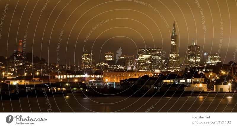san-francisco@night San Francisco Amerika Langzeitbelichtung Wasserfahrzeug dunkel Nacht Nachtaufnahme Wolken Stadt Haus schön erleuchten Tourismus Prospekt