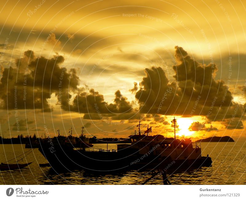 Goldhafen Wasserfahrzeug Küste Meer Wolken Malaysia Sonnenuntergang Asien Hafen Himmel Strand gold abenstimmung Borneo kota kinabalu