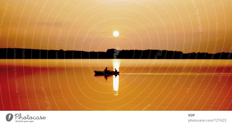 die Welt steht still See Sonnenuntergang Angler Angeln Sommer Teich Reflexion & Spiegelung ruhig Langeweile Erholung Himmelskörper & Weltall Landschaft Wasser