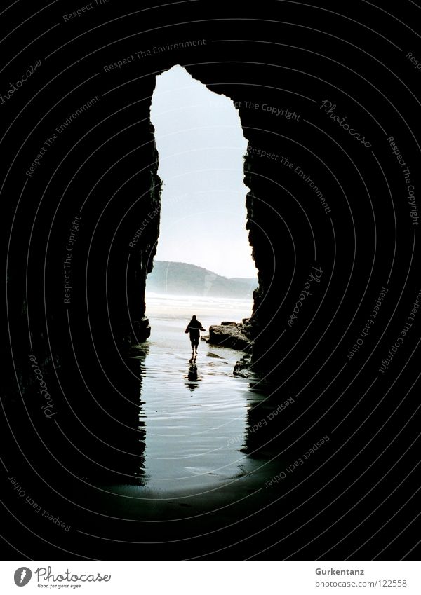 Raus aus Moria Neuseeland Südinsel Höhle Meer Strand Reflexion & Spiegelung Küste Berge u. Gebirge Wasser cave cavern Kathedrale cathedral cave Schatten