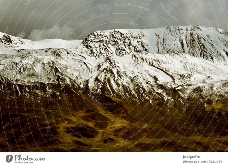 Island Umwelt Natur Landschaft Urelemente Himmel Wolken Klima Berge u. Gebirge Schneebedeckte Gipfel Menschenleer ästhetisch außergewöhnlich dunkel kalt
