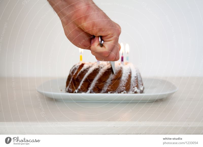 Jammi! Lifestyle Wohnung Klischee süß anschneiden Geburtstag Geburtstagstorte Geburtstagsgeschenk Geburtstagswunsch Messer Kuchen Kuchenmesser Kerze