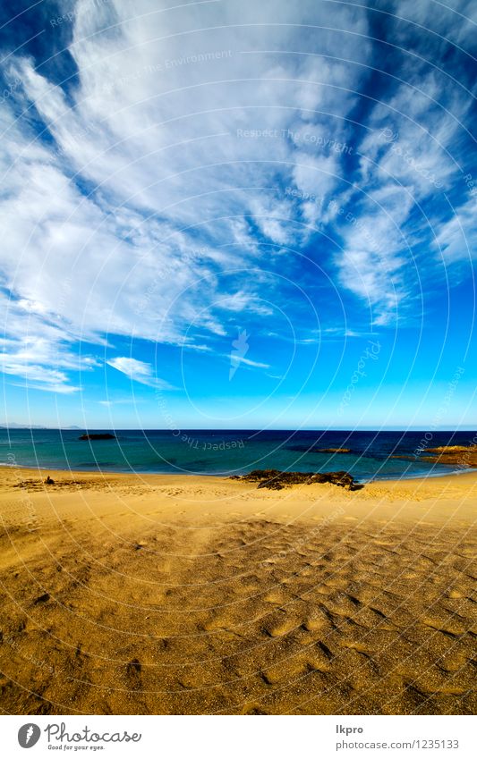 Schritt in Lanzarote Spanien Erholung Ferien & Urlaub & Reisen Tourismus Ausflug Sommer Strand Meer Insel Wellen Natur Landschaft Sand Himmel Wolken Hügel