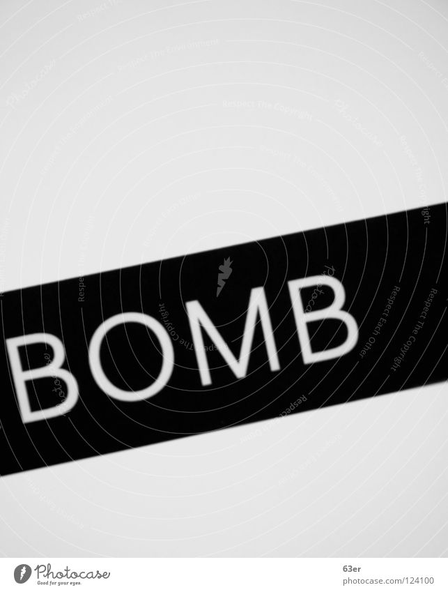 Explosiv schwarz weiß Bombe Gemälde diagonal Schwarzweißfoto Grafik u. Illustration Schriftzeichen Zeichen