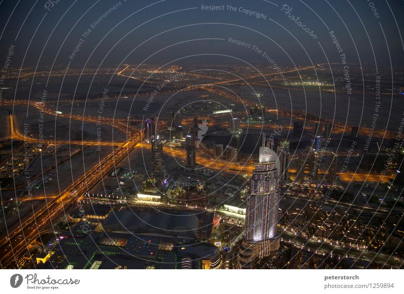 Lichtermeer 4 Ferien & Urlaub & Reisen Sightseeing Städtereise Architektur Dubai Hauptstadt Stadtzentrum Skyline Hochhaus Straßenverkehr Straßenkreuzung