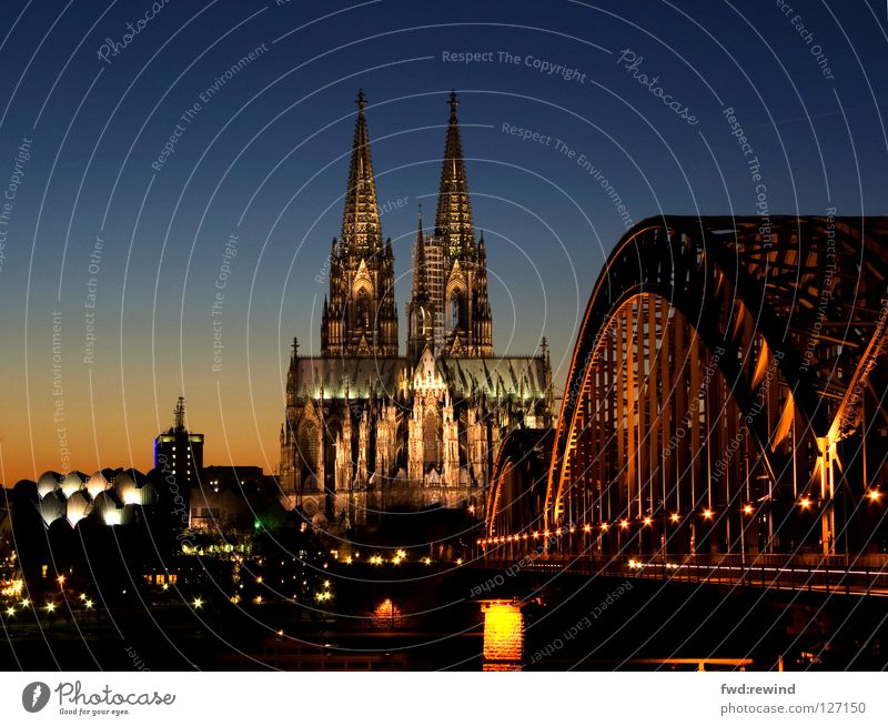 Kölner Dom Nacht Licht Gotteshäuser Brücke Cathedral Bridge Night Light