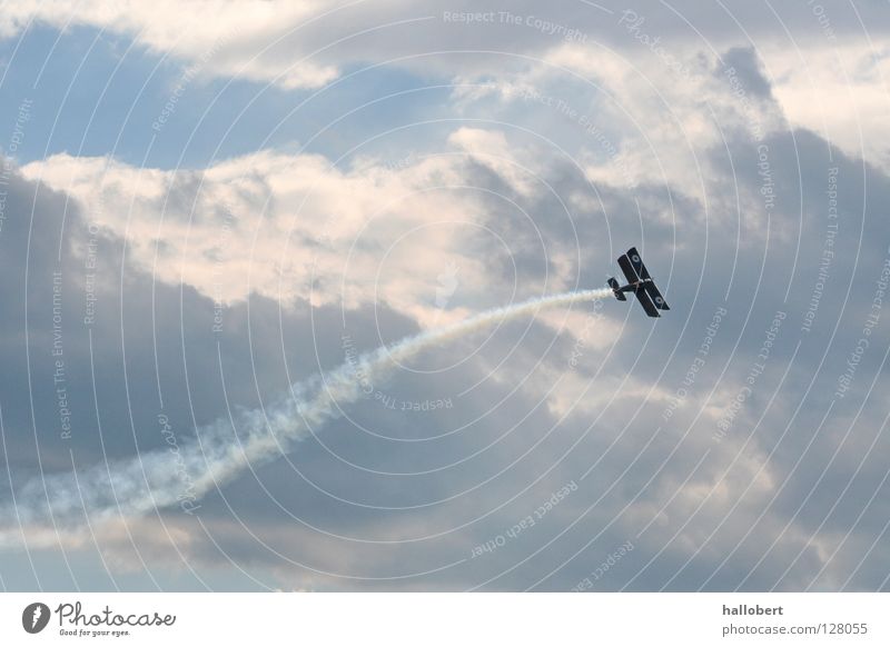 Kringelflug Luftverkehr Ein Lizenzfreies Stock Foto Von Photocase