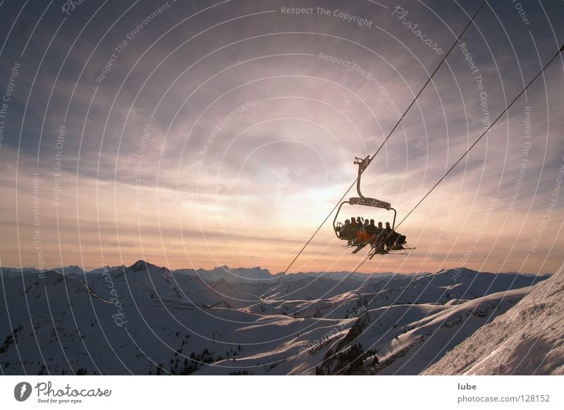 Sessellift Sesselbahn Winter Skilift Skifahren Skifahrer Wintersport 6er Lift Berge u. Gebirge